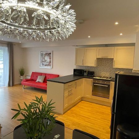 Moda Wigan - Stylish 2 Bed Apartment Central Wigan Esterno foto