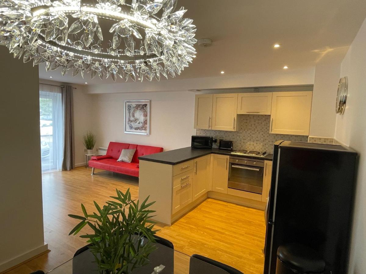 Moda Wigan - Stylish 2 Bed Apartment Central Wigan Esterno foto
